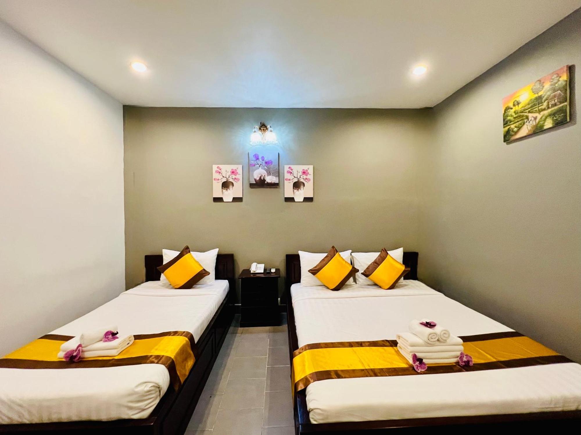 Sun Chakra Boutique Hotel Phnom Penh Luaran gambar